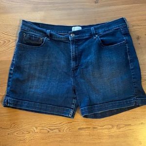 Levi’s signature Jean shorts